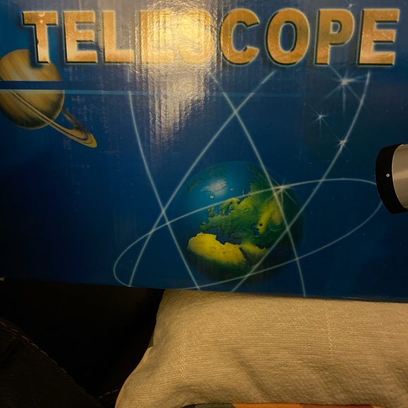 TELESCOPE F70076